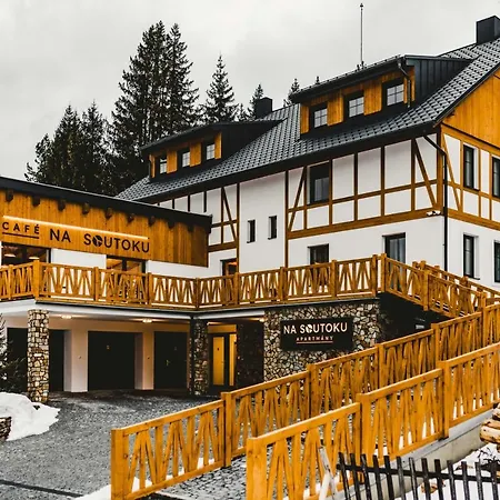 Apartmany Na Soutoku - Breznik Modrava Exterior photo